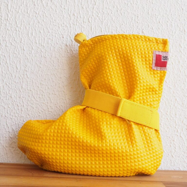 protection du sol demandez aux travailleurs de porter des couvre chaussures